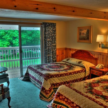 Covered Bridge River View Lodge (Adults Only) Jackson Værelse billede